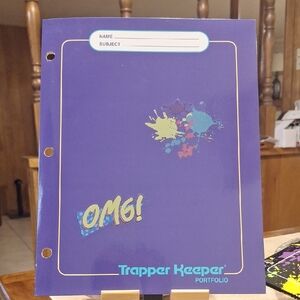 Trapper Keeper Purple Portfolio‎
